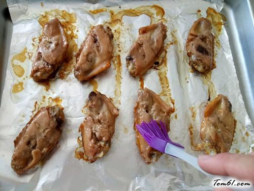 【蜜烤鸡翅中】