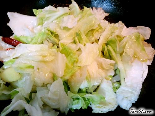 【卷心菜炒肉】