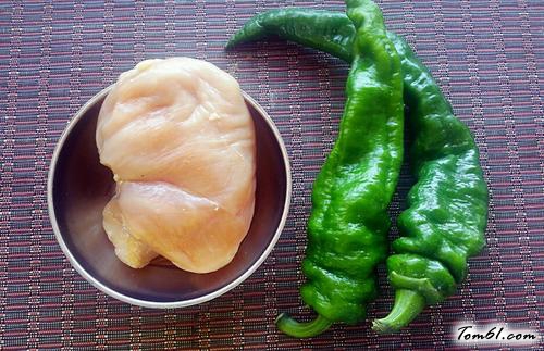 【青椒爆炒鸡丁】