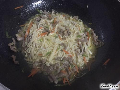 【金针菇炒肉丝】