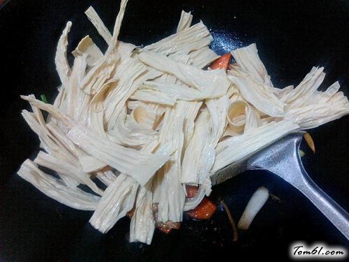 【腐竹炒肉】