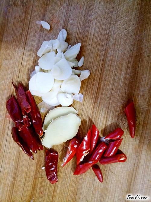 【卷心菜炒肉】