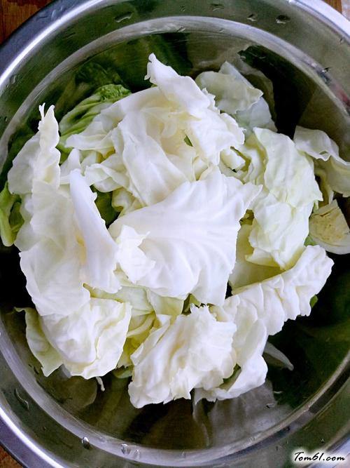 【卷心菜炒肉】