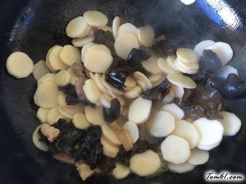 【木耳炒山药】