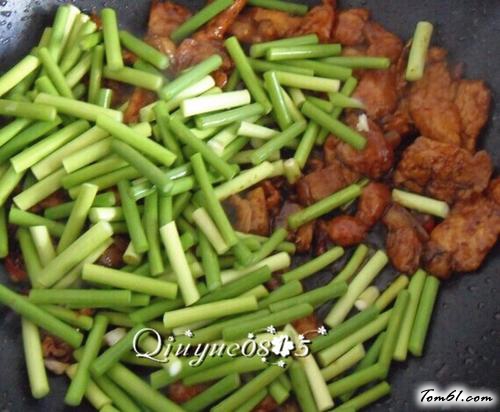 【肉炒蒜苔木耳】