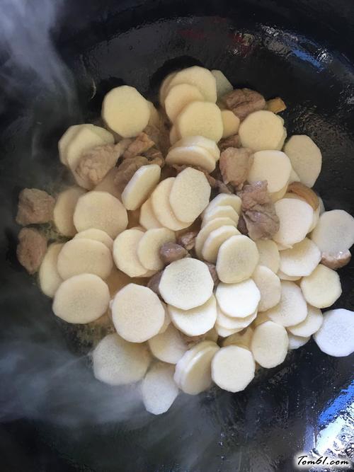 【木耳炒山药】