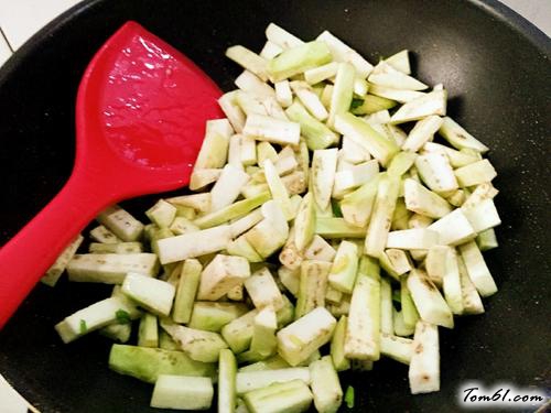 【茄子炒鸡蛋】