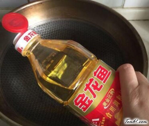 【香辣石锅仔鸡】