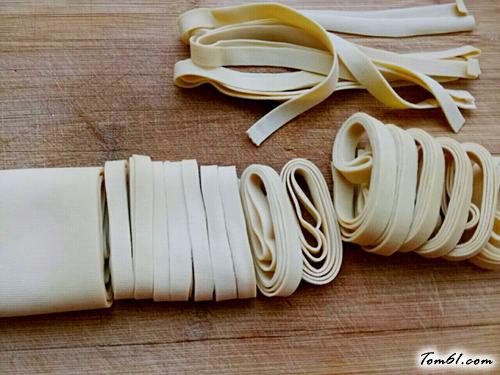 【尖椒干豆腐】