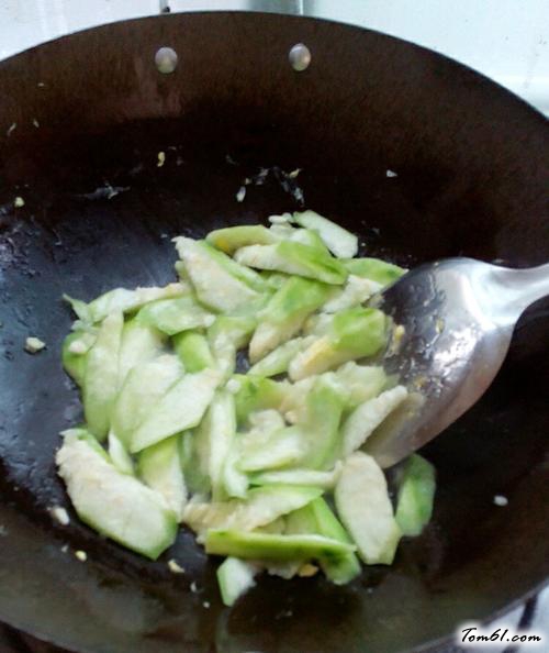 【丝瓜炒鸡蛋】