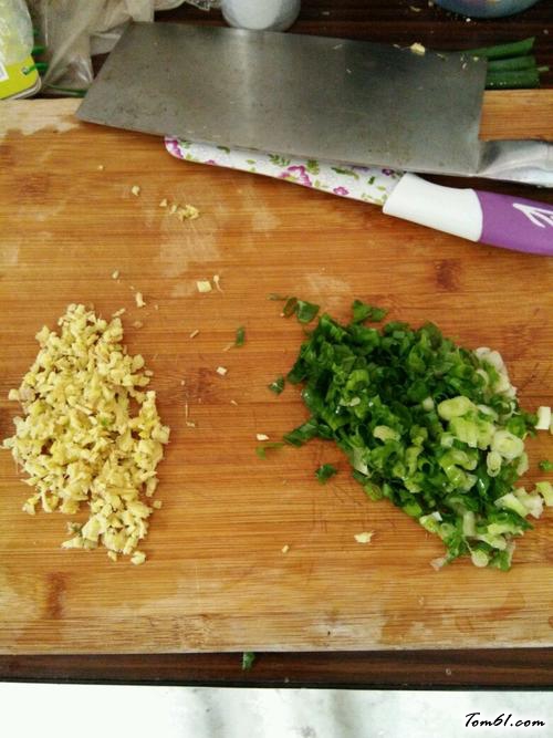 【红烧狮子头】