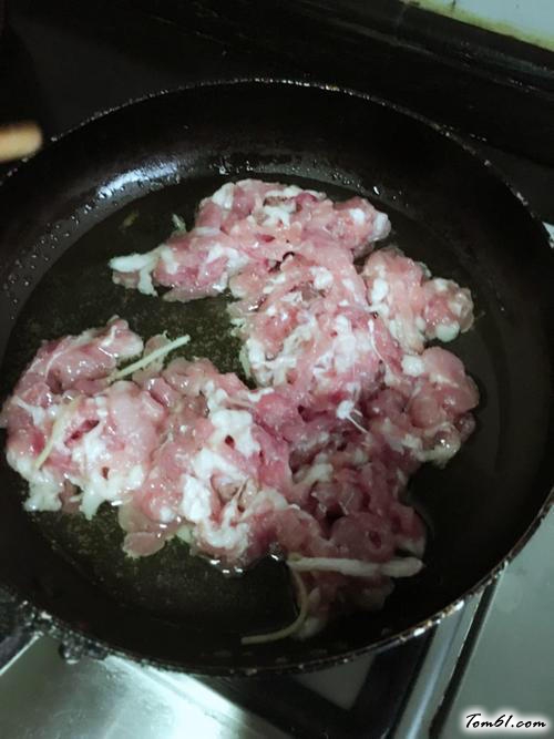 【竹笋炒肉丝】