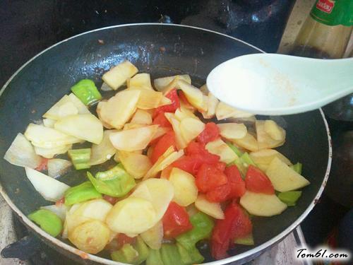 【西红柿土豆片】