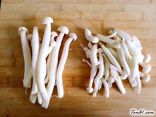 【培根炒海鲜菇】