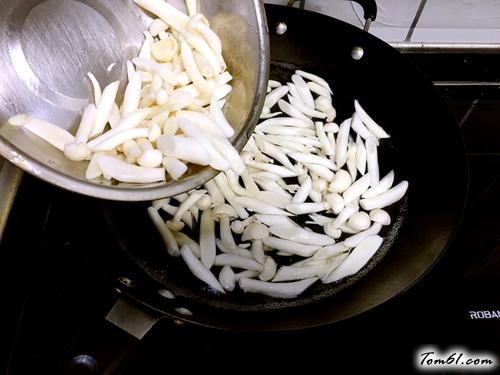 【蚝油海鲜菇】