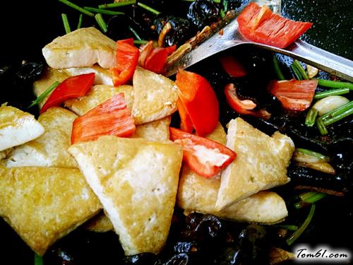 【木耳炒豆腐】