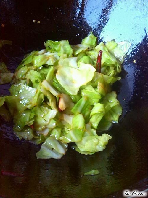 【蚝油手撕包菜】