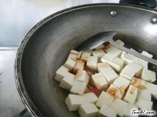 【大肠炖豆腐】