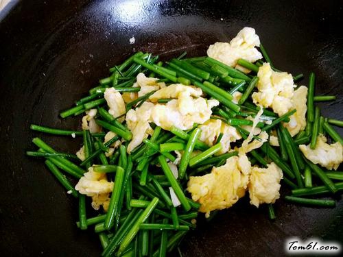 【韭苔炒鸡蛋】