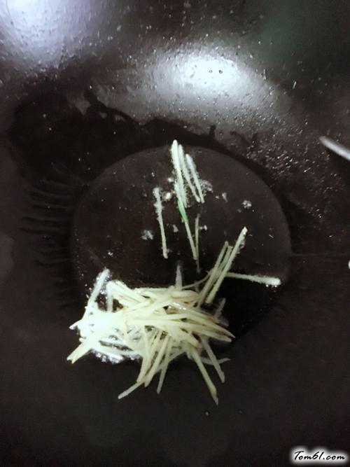 【竹笋炒肉丝】