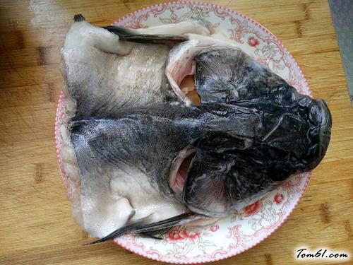 【香辣鲢鱼头】