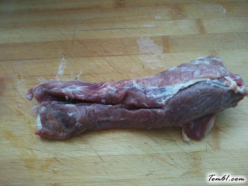 【孜然牙签羊肉】