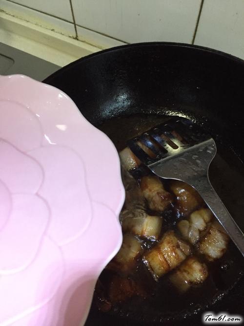 【海带千张炖五花】