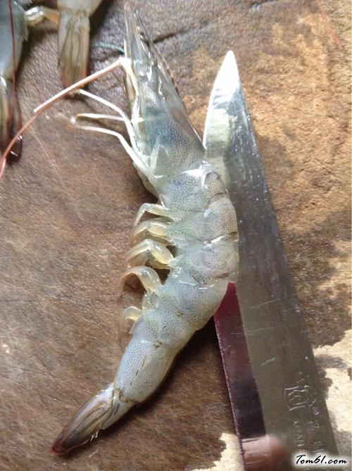 【蒜蓉焗明虾】