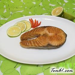 香煎三文鱼的做法2