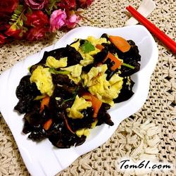 黑木耳炒鸡蛋的做法