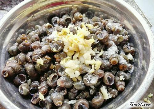 【紫苏炒石螺】