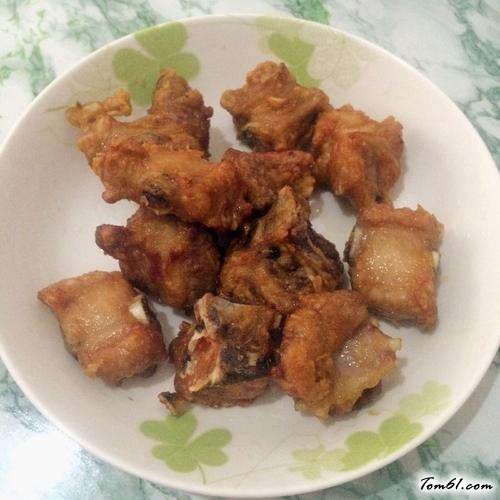 【干锅香辣排骨】