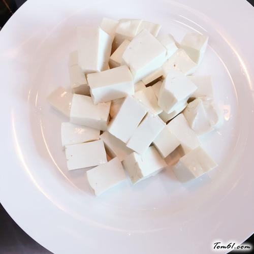 【肉末烧豆腐】