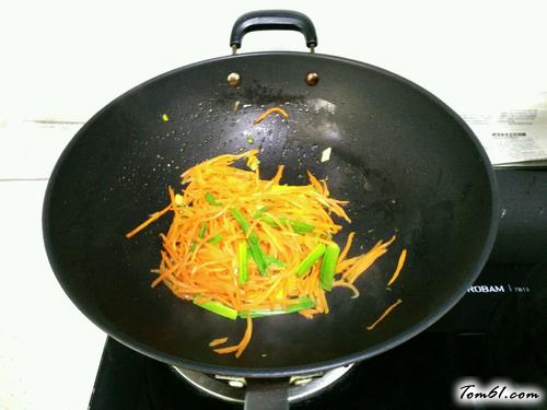 【清炒胡萝卜】