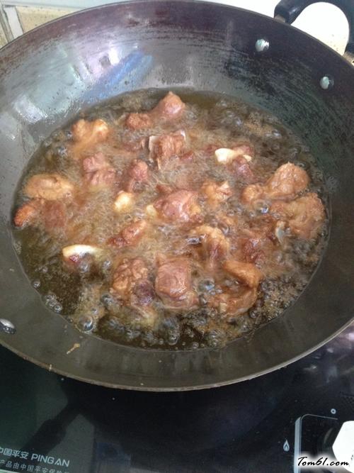 【酸甜菠萝排骨】