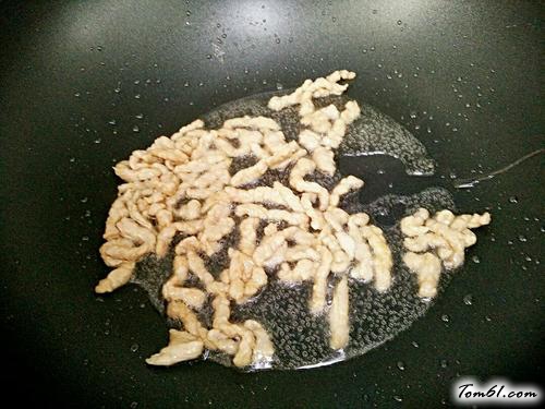 【泡菜苕粉炒肉丝】