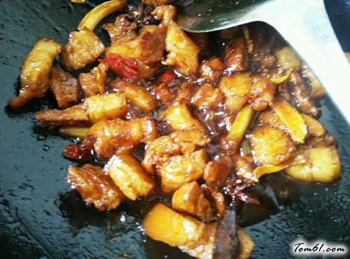 【梅干菜红烧肉】