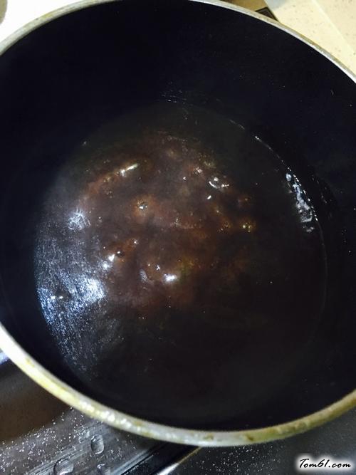 【迷迭香酱汁三文鱼】