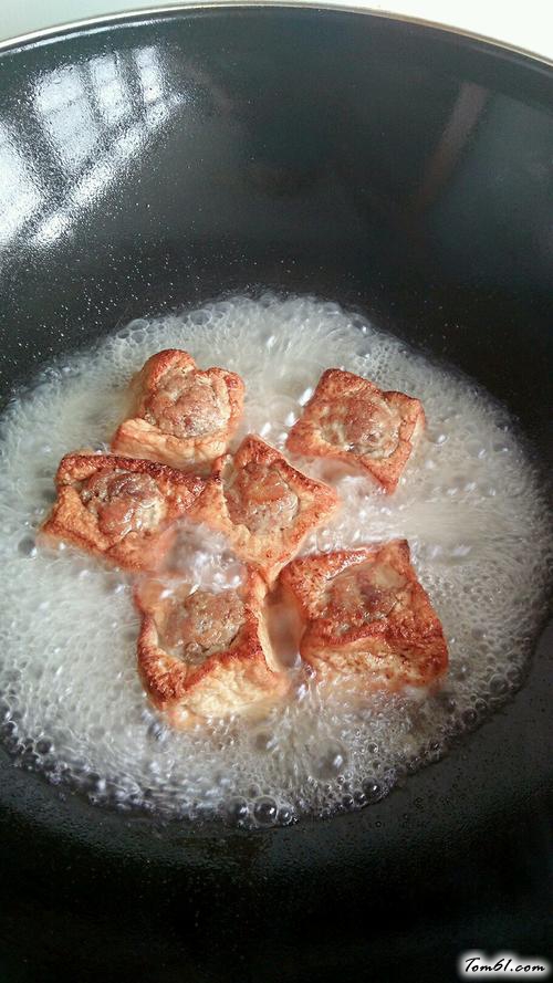 【客家煎酿豆腐】