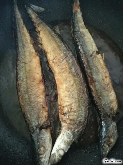 【香煎秋刀鱼】