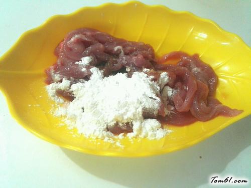 【胡萝卜炒肉】