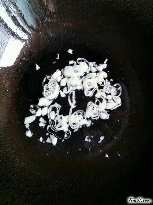 【酱香油焖茄子】