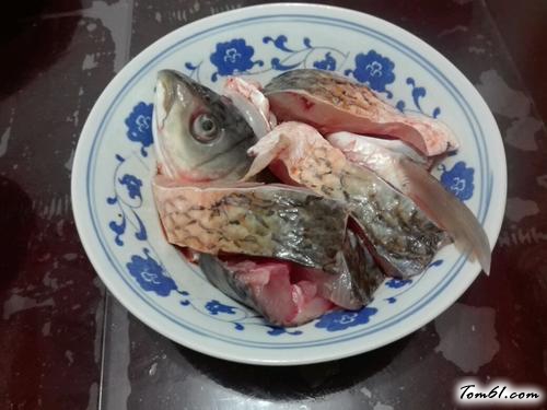 【剁椒蒸鱼块】