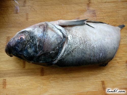 【香辣鲢鱼头】