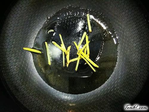 【香酥烩带鱼】