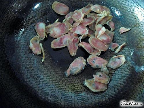 【青椒炒腊肠】