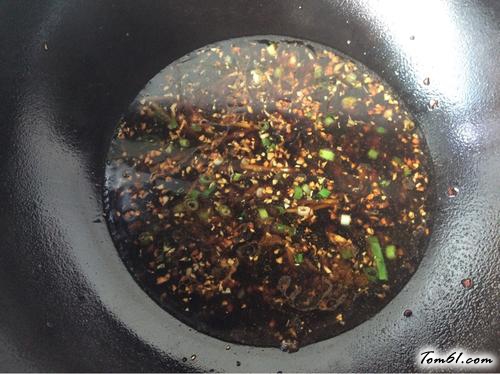 【肉末浇汁娃娃菜】