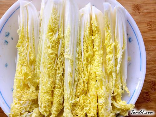 【肉末浇汁娃娃菜】