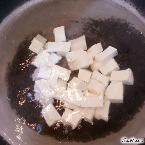 【肉末烧豆腐】