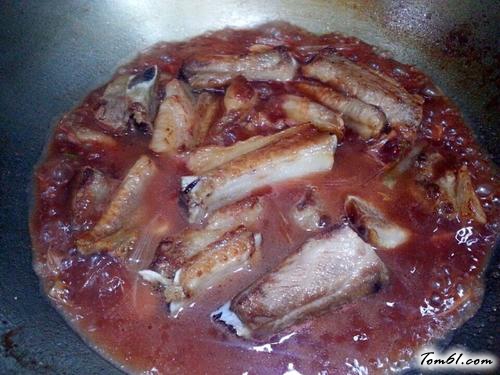 【红腐乳烧排骨】